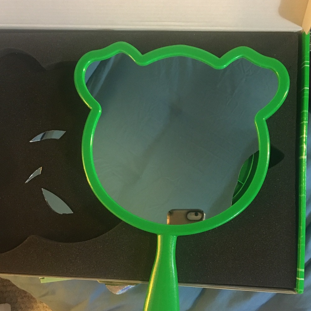 ❌SOLD❌ *Broken* JSC Green Pig Mirror